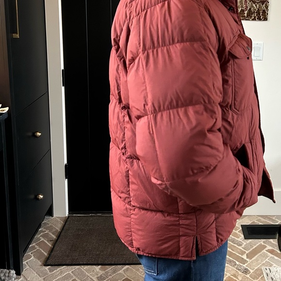 Filson lightweight Down Jac Shirt in Madder Red - Picture 8 of 10